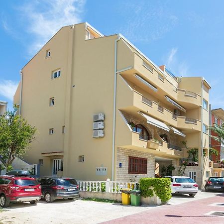 Apartments Barba Tučepi Buitenkant foto