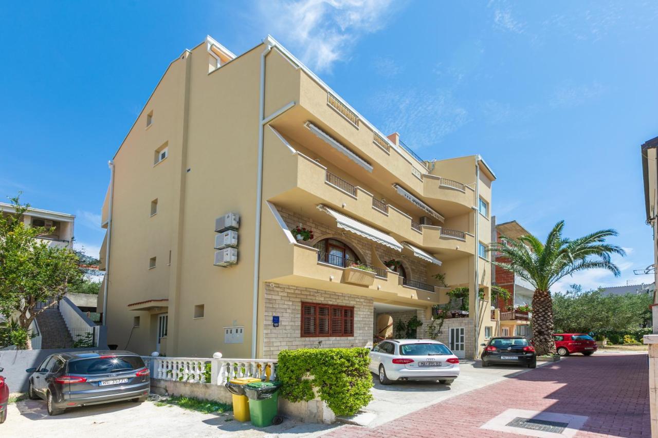 Apartments Barba Tučepi Buitenkant foto
