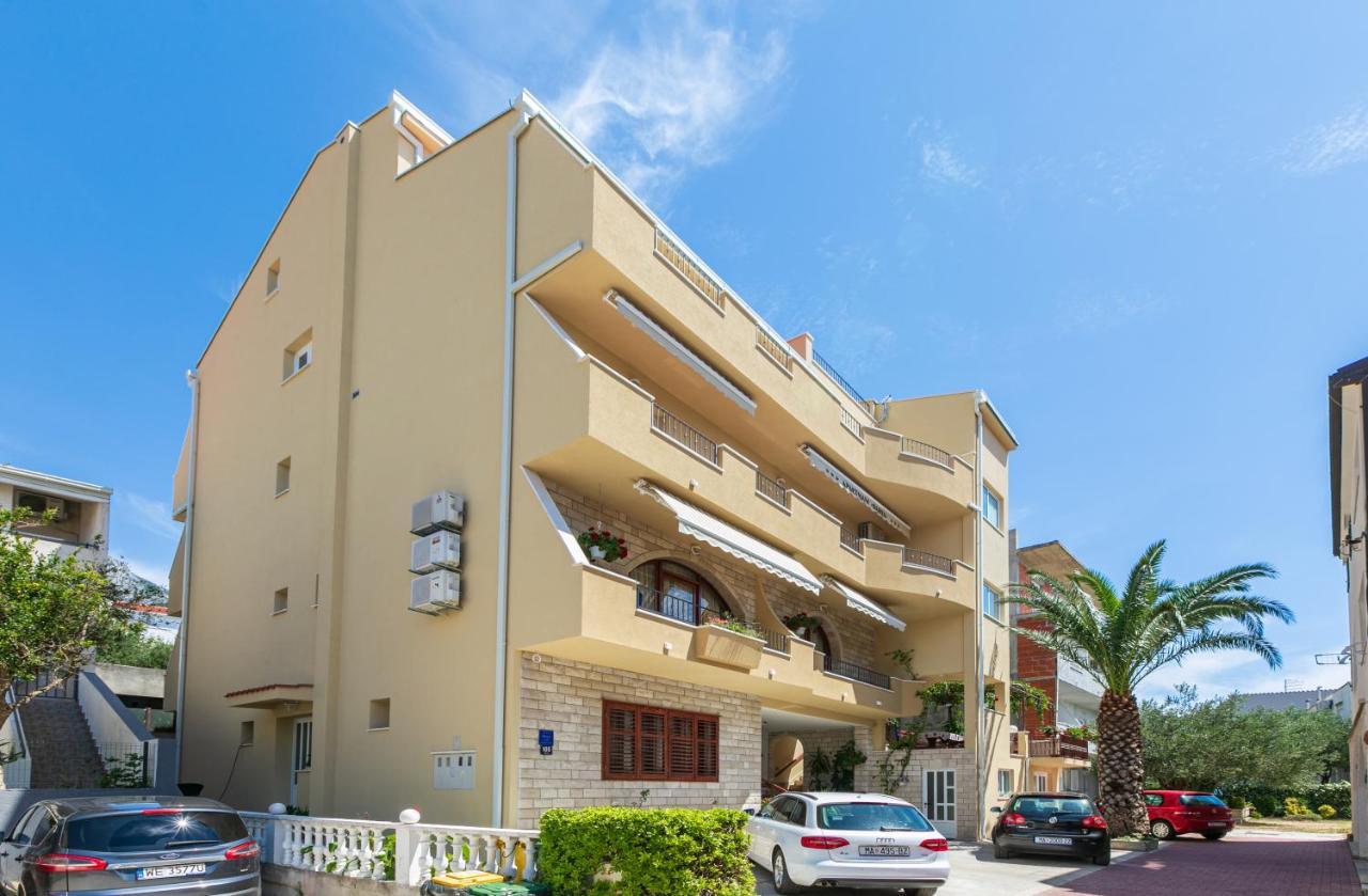 Apartments Barba Tučepi Buitenkant foto
